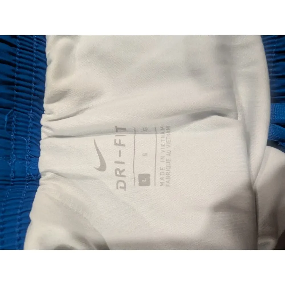 Nike Athletic Outfit, Tempo Shorts w/DryFit Tee, Shorts Youth L, Tee Women's XS